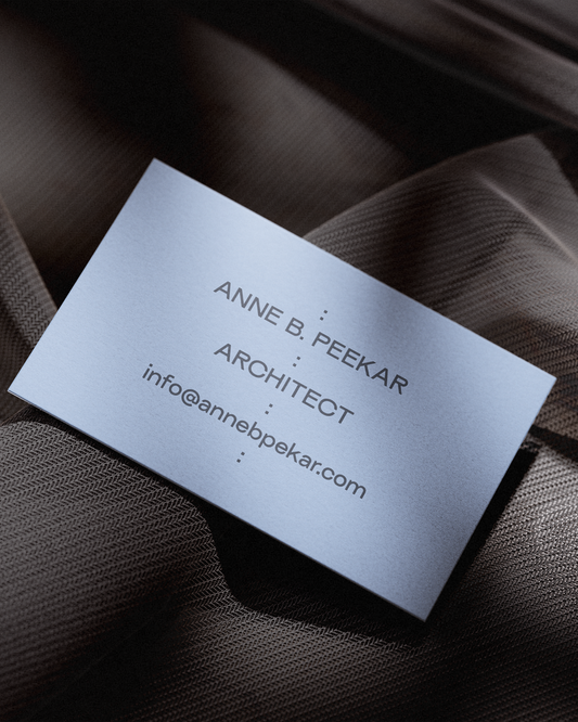 Anne B Peekar